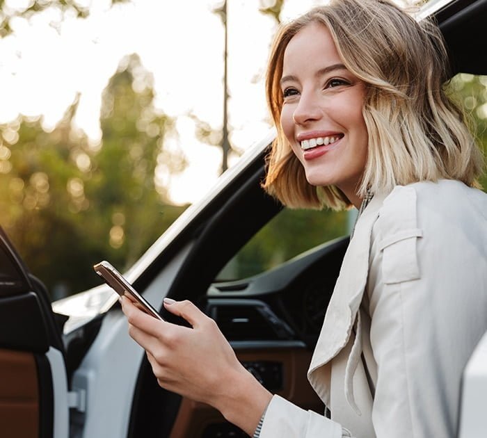 parking-at-dental-implant-centre Contact Us